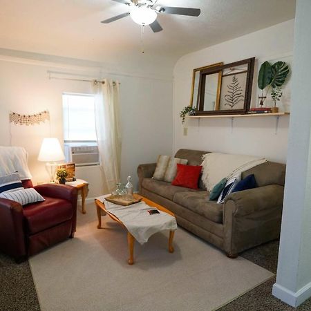 2 Bedroom Apartment Near Ndsu And Downtown فارغو، داكوتا الشمالية المظهر الخارجي الصورة